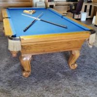 Oak Pool Table With Sculpted Legs